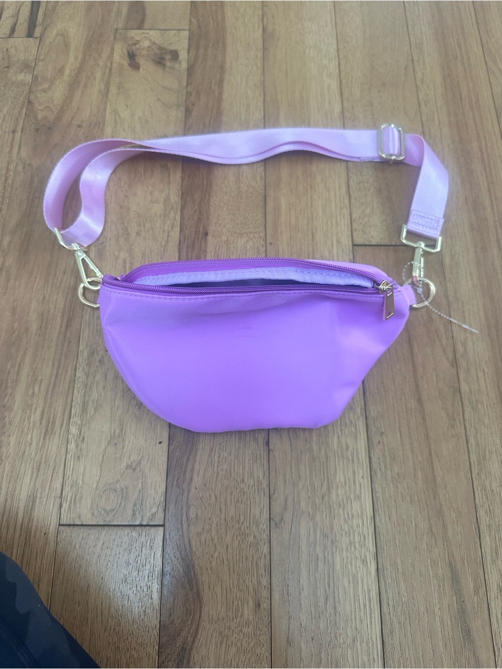 Thomas and Lee company Lilac purple nylon Crossbody Belt Bag - Women like new
